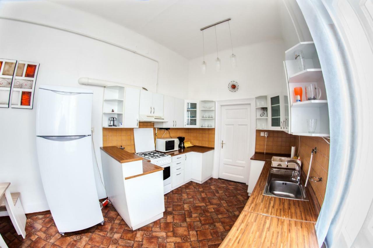 Inner City Apartment Debrecen Eksteriør bilde