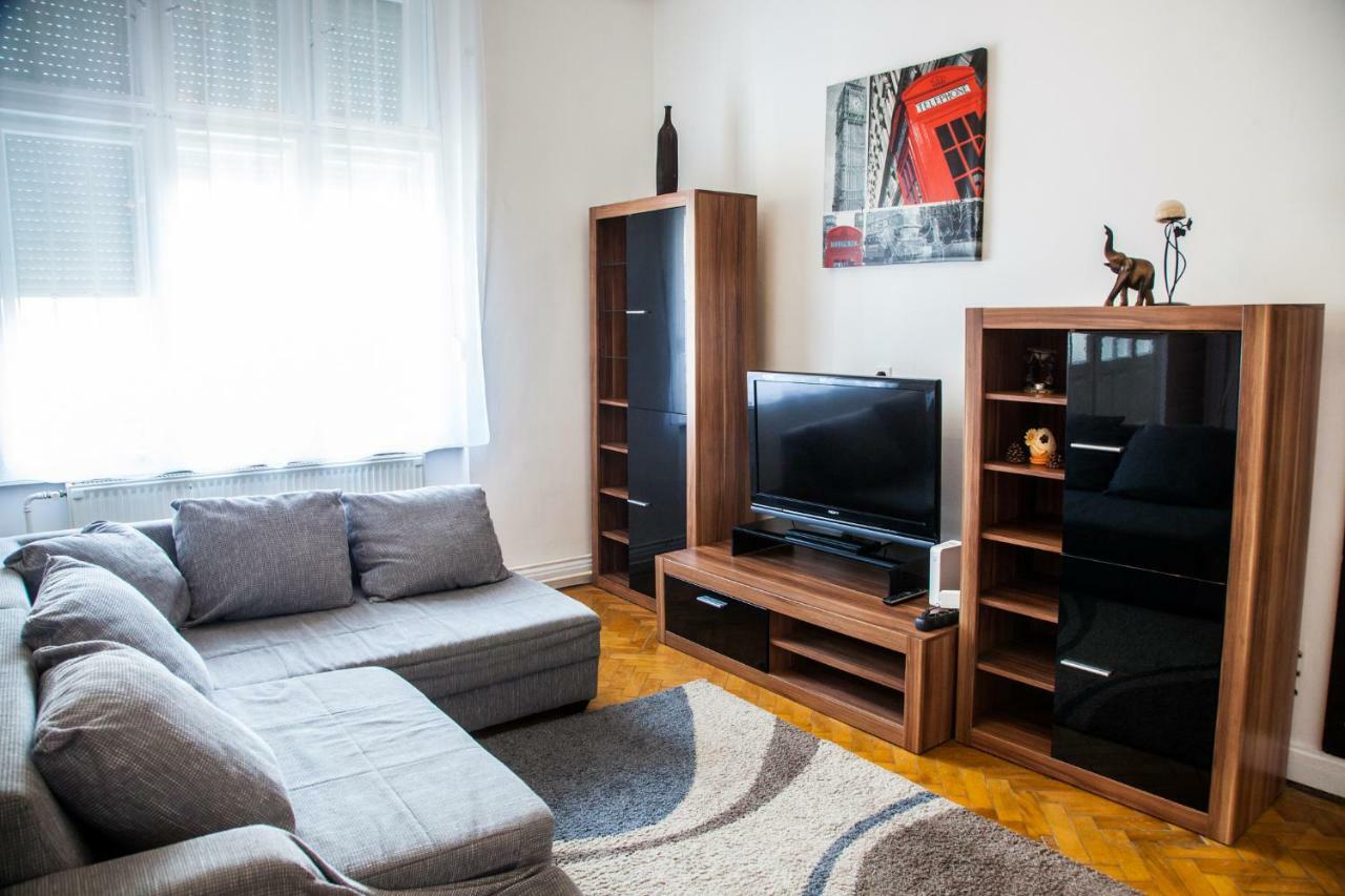 Inner City Apartment Debrecen Eksteriør bilde